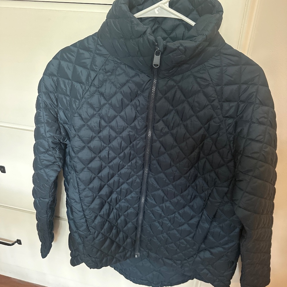 Whisper Featherless Puffer Jacket